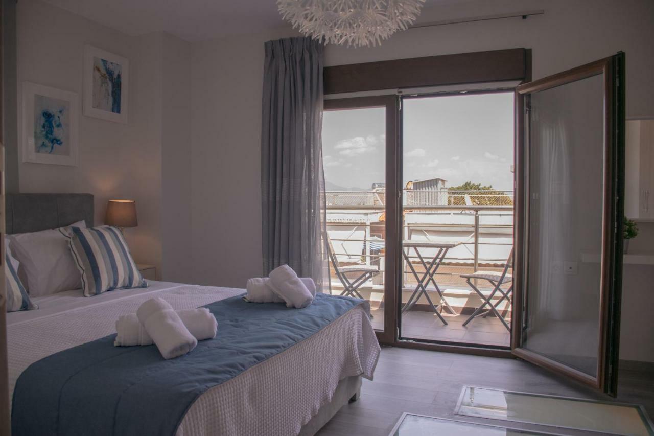Luxury Sea View Apartment Ajía Triáda Eksteriør bilde